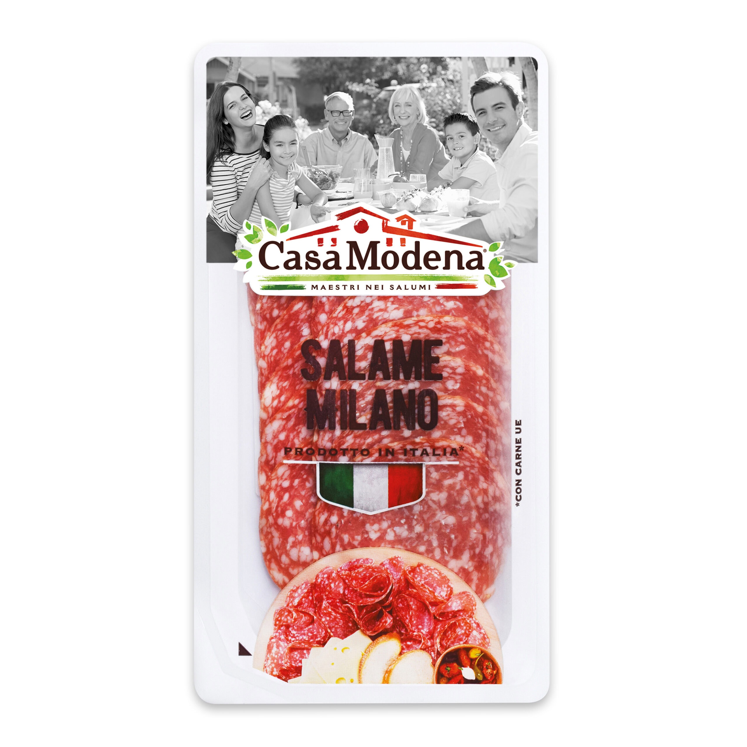 Verpackung von Salame Milano, Aufdruck: lächelnde Familie in Schwarz-Weiß und italienische Flagge.